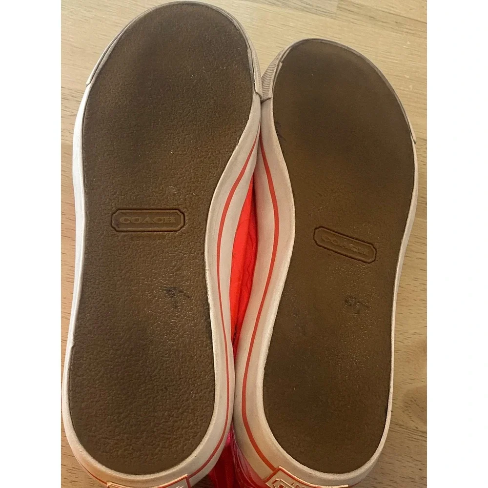 Coach Suzzy AUTHENTIC‎ Signature C Embossed Patent Leather Coral/Red Women's 8.5